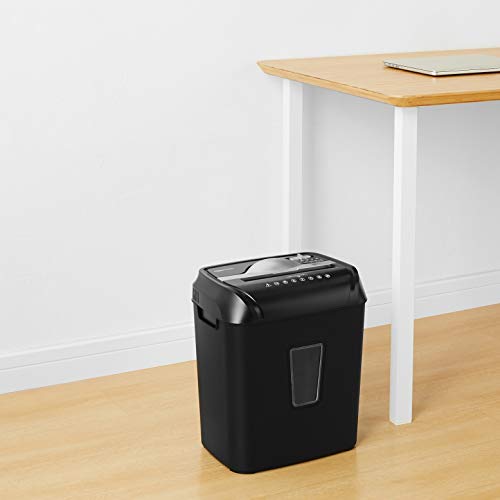 Amazon-Basics-12-Sheet-Cross-Cut-Paper-and-Credit-Card-Home-Office-Shredder-0-3.jpg